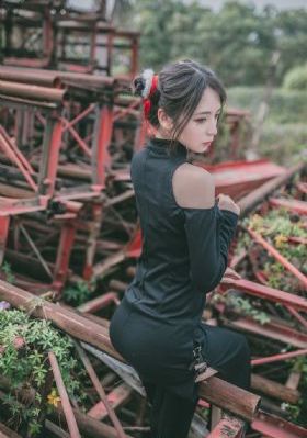 楚汉传奇在哪里可以看_十万网红美女美酱